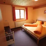 Appartement Haus Vallaster *