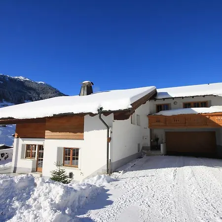 Haus Vallaster Apartment *