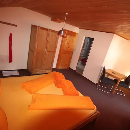 Apartment Haus Vallaster *