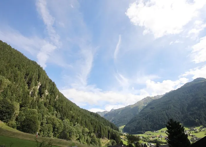 Apartment Haus Vallaster *